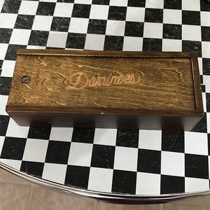Set Dominoes brown box